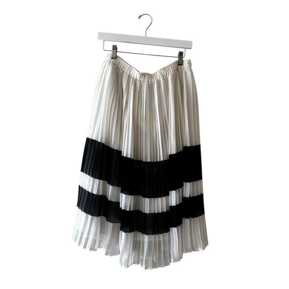 Who What Wear White Black Accordion pleated elastic waist skirt  SZ M #2433